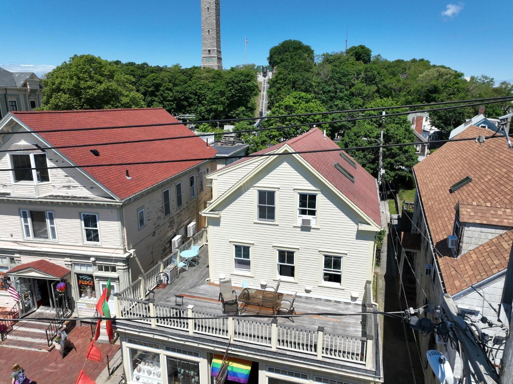 Appartement Center Of Town Steps Away Private Deck à Provincetown Extérieur photo